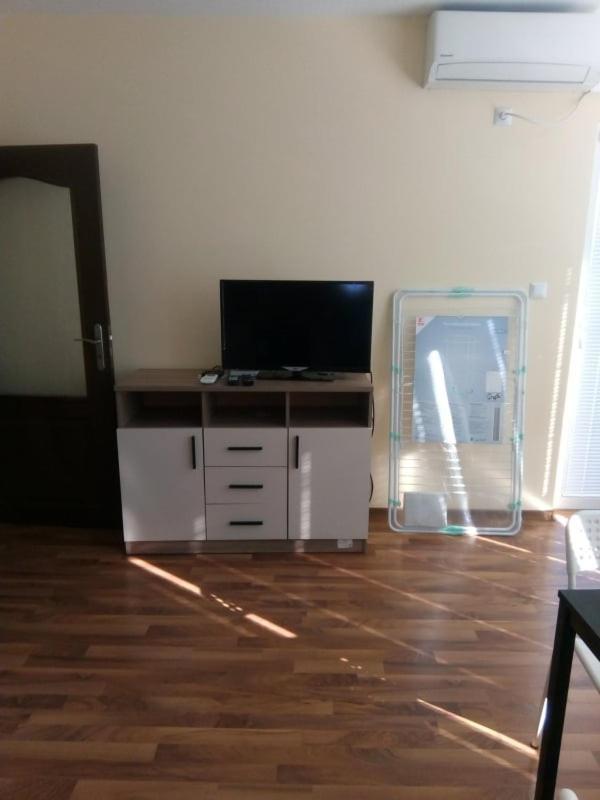 Cozy Apartament Naydenov Apartment Burgas Bagian luar foto