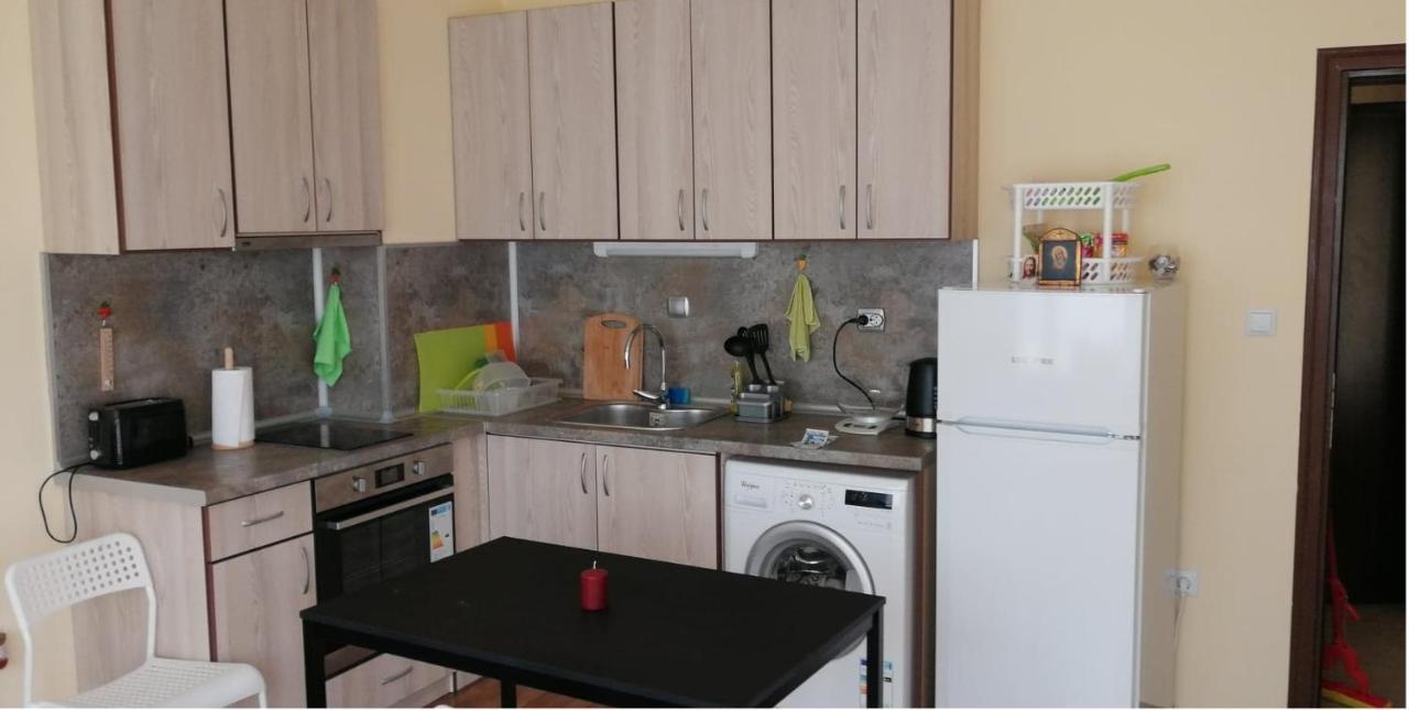 Cozy Apartament Naydenov Apartment Burgas Bagian luar foto